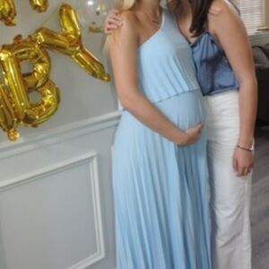 Flowy maxi. Not maternity but works for maternity